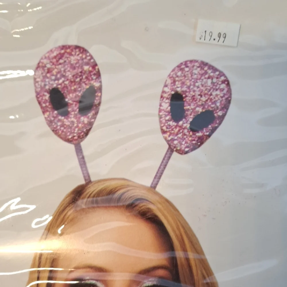 Alien Kit Pink Headband and Choker Set - Picture 3 of 9